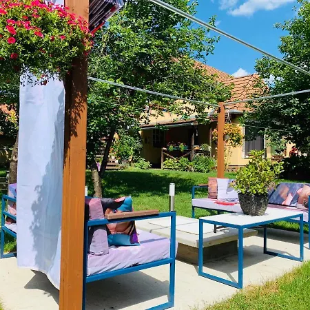 Krisztina Apartman * Gyula